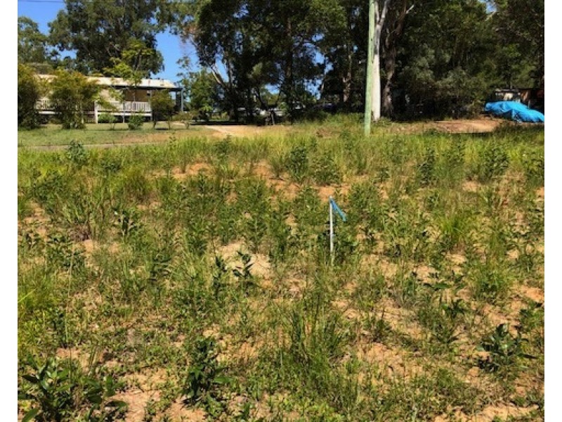 88 Laurel St, Russell Island QLD 4184