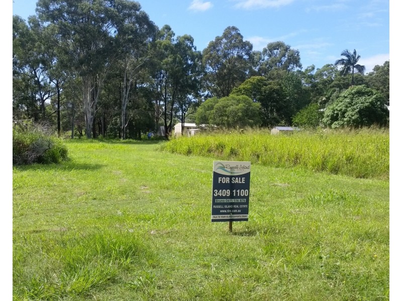 3 Bilbungra St, Russell Island QLD 4184