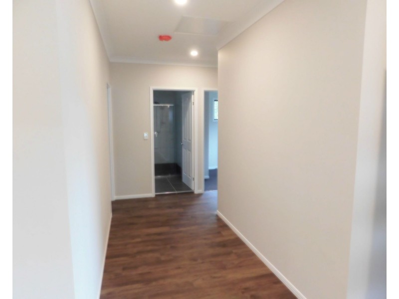 31 Fiji Street, Russell Island QLD 4184