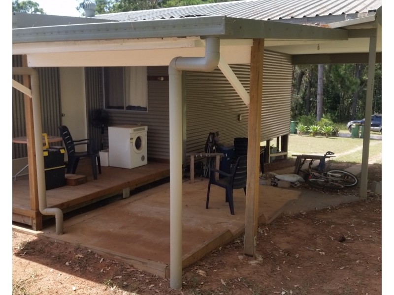 16 Nicholas St, Russell Island QLD 4184