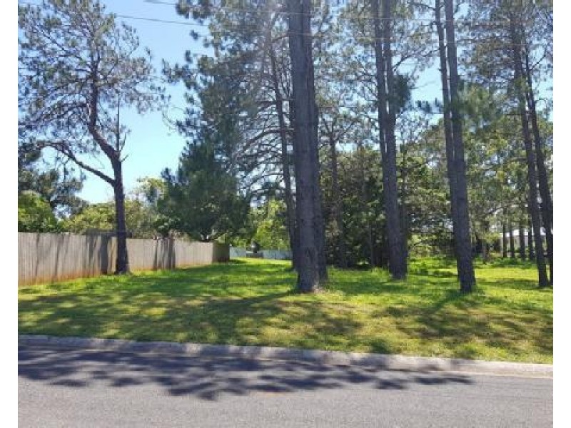 5 Bernborough Street, Russell Island QLD 4184