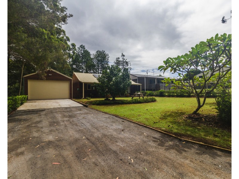 13 Gunsynd St, Russell Island QLD 4184