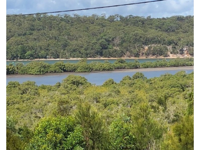 9 Naples Dr, Russell Island QLD 4184