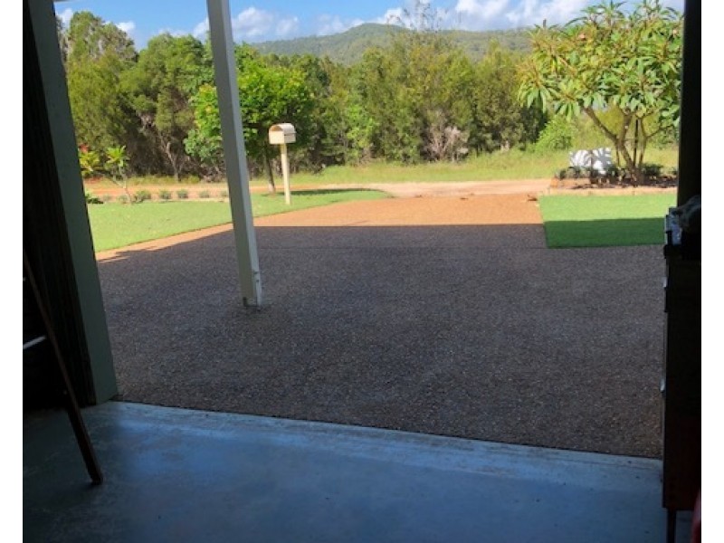 9 Naples Dr, Russell Island QLD 4184