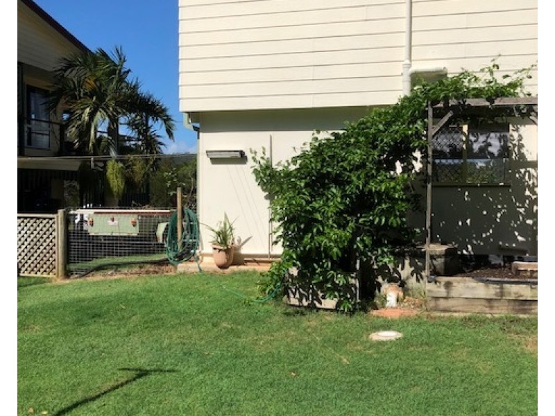 9 Naples Dr, Russell Island QLD 4184