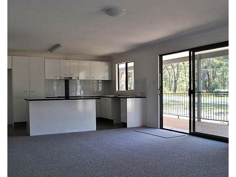 2 Crystal St, Russell Island QLD 4184