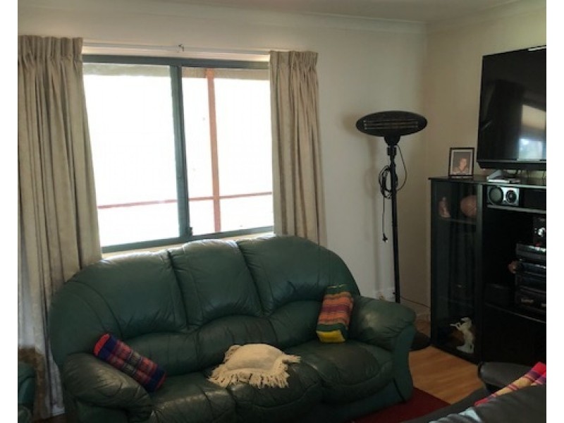 15 Darling Street, Russell Island QLD 4184
