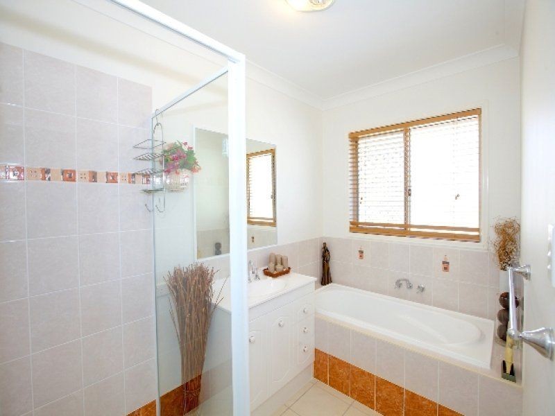 7 Riberry Place, Meridan Plains QLD 4551