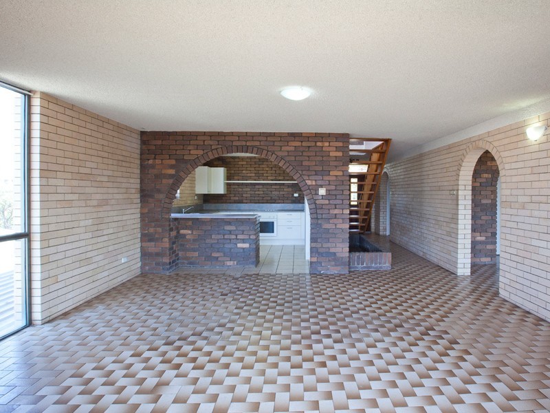 13 Queen Street, Moffat Beach QLD 4551