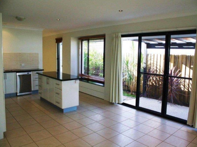 4 Tulipwood Court, Meridan Plains QLD 4551