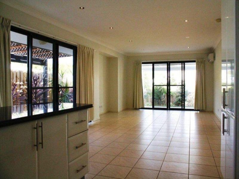 4 Tulipwood Court, Meridan Plains QLD 4551