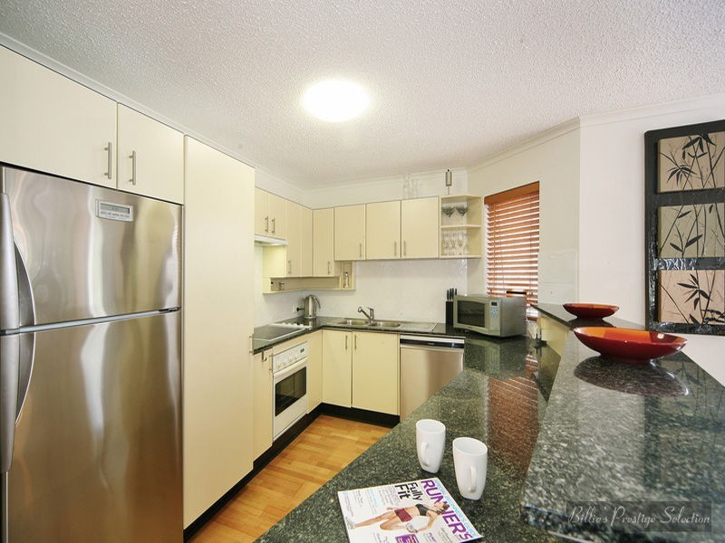 2/99 Golden Bch Esp, Golden Beach QLD 4551