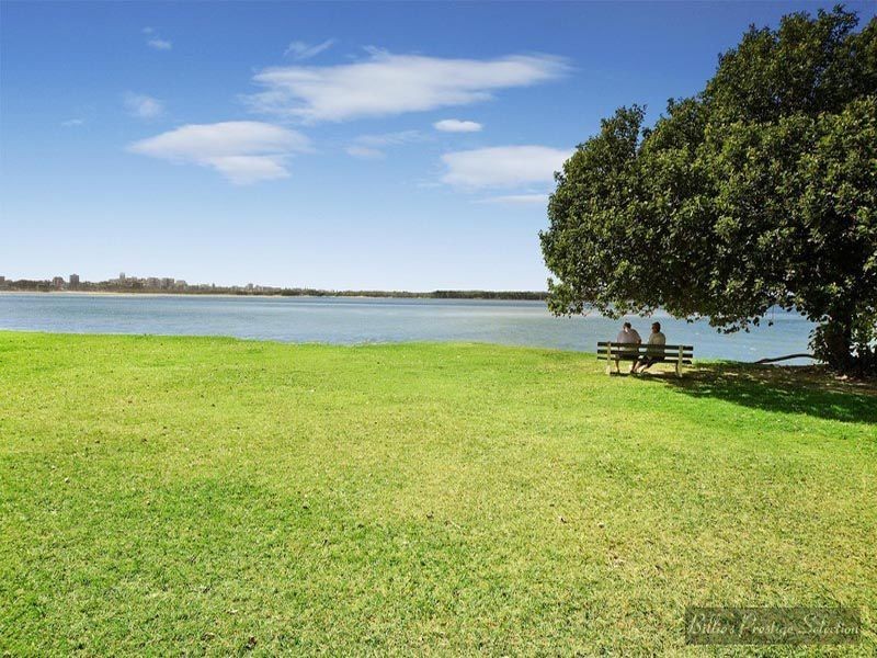 2/99 Golden Bch Esp, Golden Beach QLD 4551