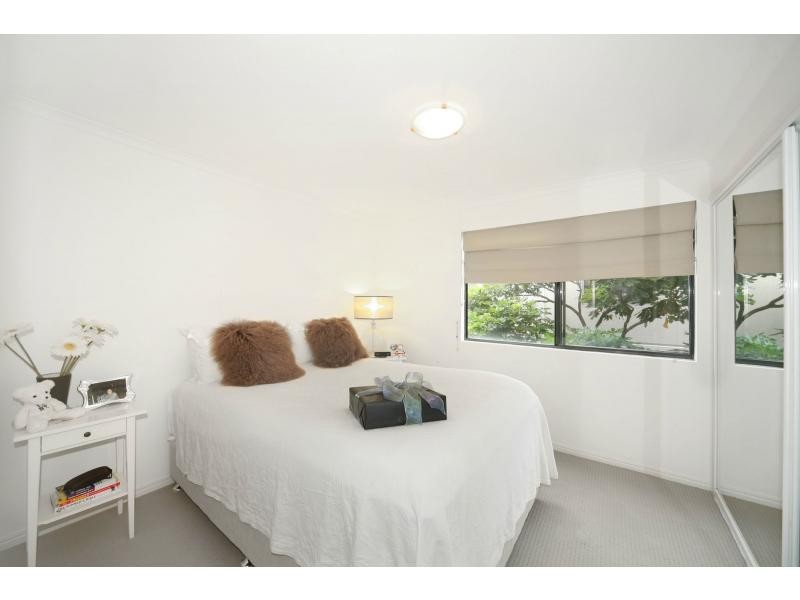 1/24 Maloja Avenue, Caloundra QLD 4551