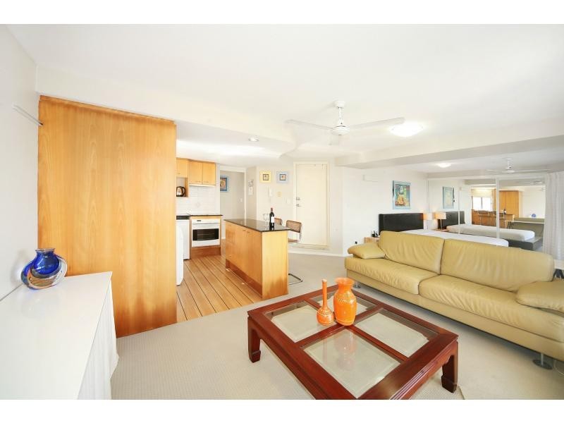 1/24 Maloja Avenue, Caloundra QLD 4551