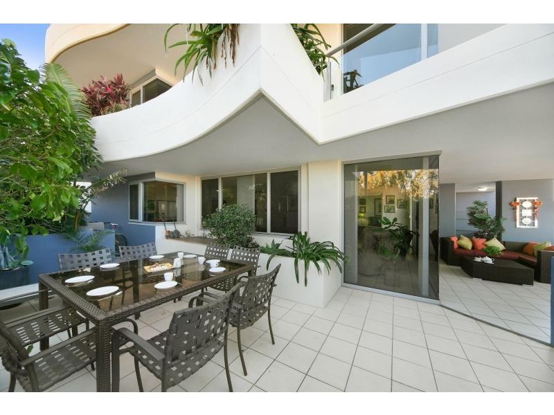 2/32 Saltair Street, Kings Beach QLD 4551