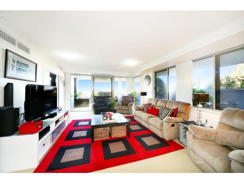 2/32 Saltair Street, Kings Beach QLD 4551