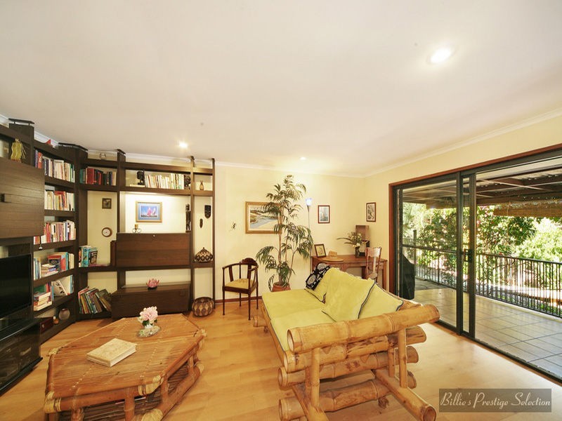 5 Tallowood Close, Little Mountain QLD 4551
