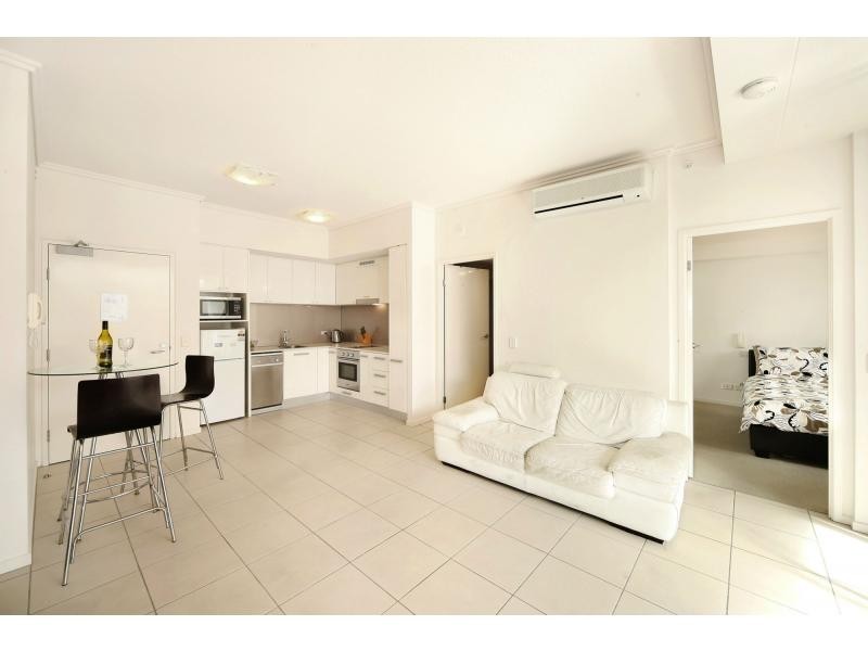 2016/80 Lower Gay Terrace, Caloundra QLD 4551