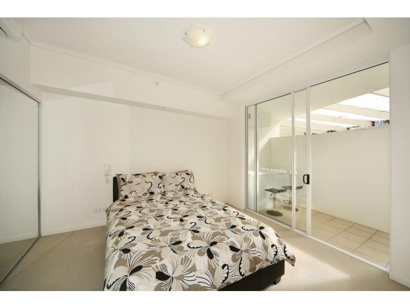 2016/80 Lower Gay Terrace, Caloundra QLD 4551