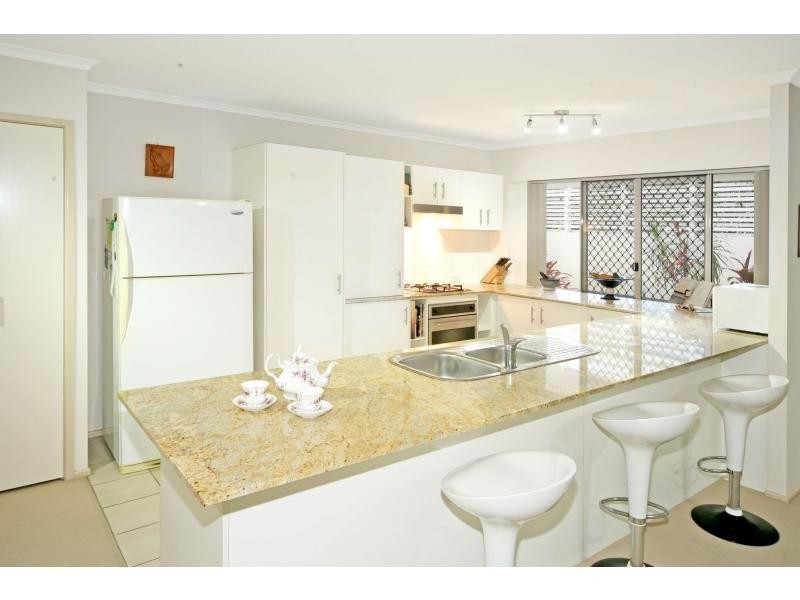 1/34 Canberra Terrace, Caloundra QLD 4551