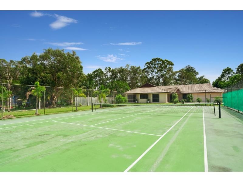 3 Earls Court, Little Mountain QLD 4551