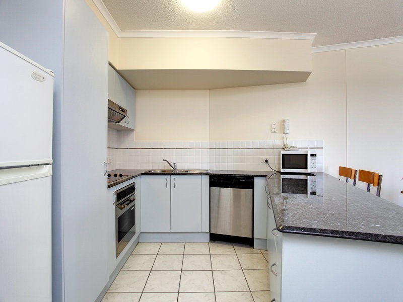 112/38 Bulcock Bch Esp, Caloundra QLD 4551