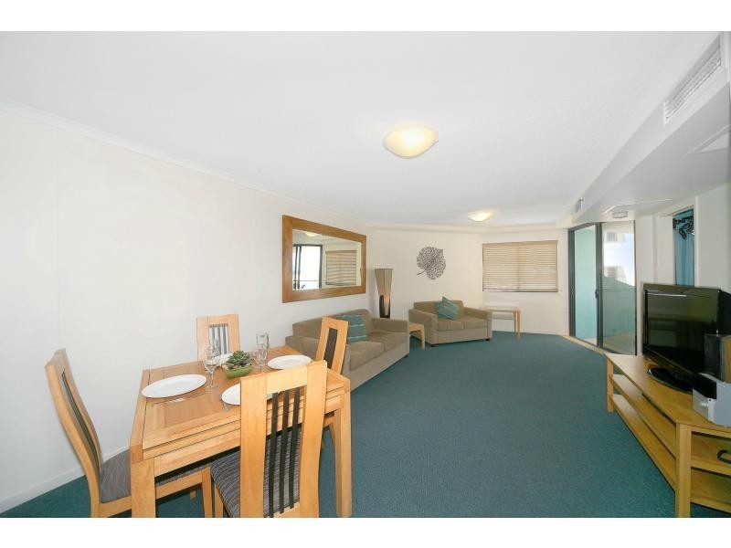 108/38 Bulcock Bch Esp, Caloundra QLD 4551