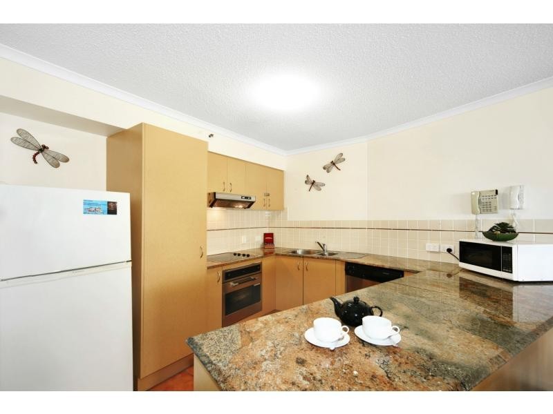 108/38 Bulcock Bch Esp, Caloundra QLD 4551