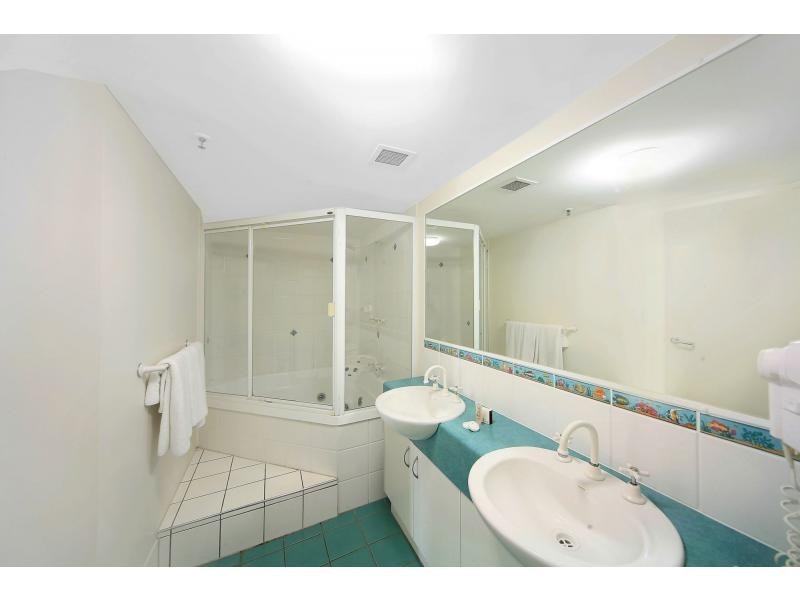 108/38 Bulcock Bch Esp, Caloundra QLD 4551
