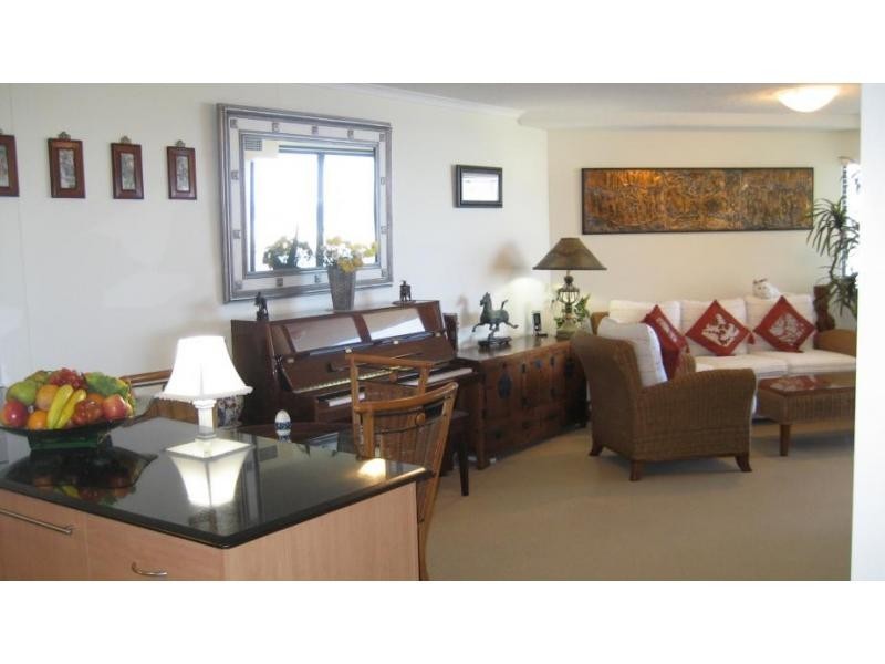107/38 Bulcock Bch Esp, Caloundra QLD 4551