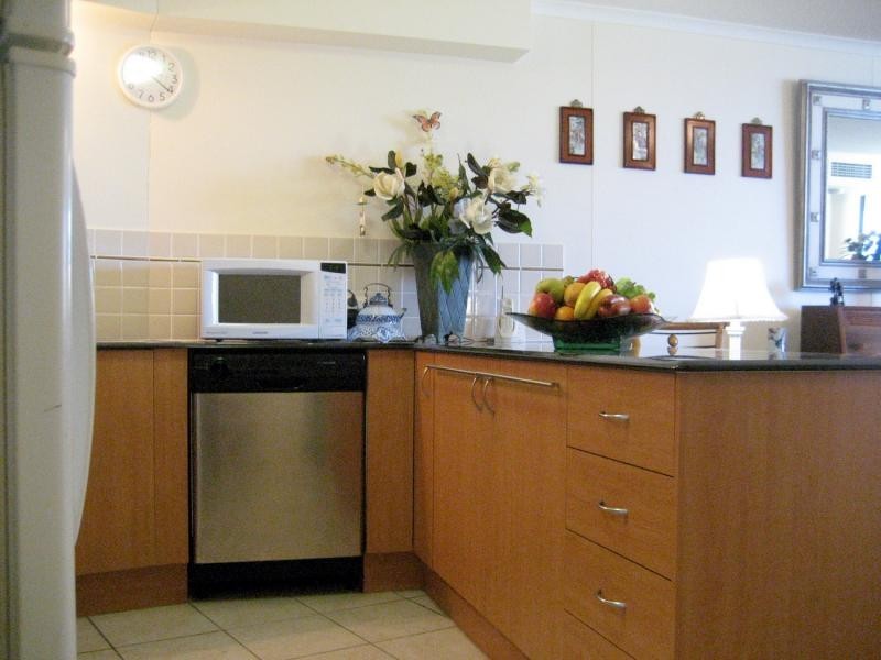 107/38 Bulcock Bch Esp, Caloundra QLD 4551