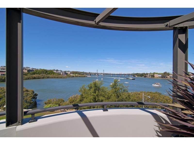 143 Bowden Street, Meadowbank NSW 2114