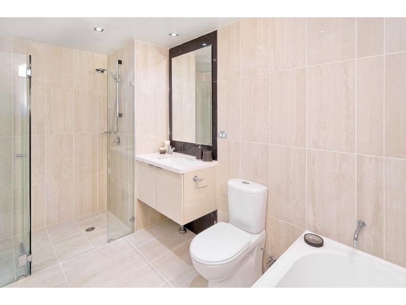 143 Bowden Street, Meadowbank NSW 2114