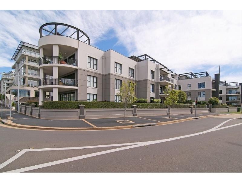 143 Bowden Street, Meadowbank NSW 2114