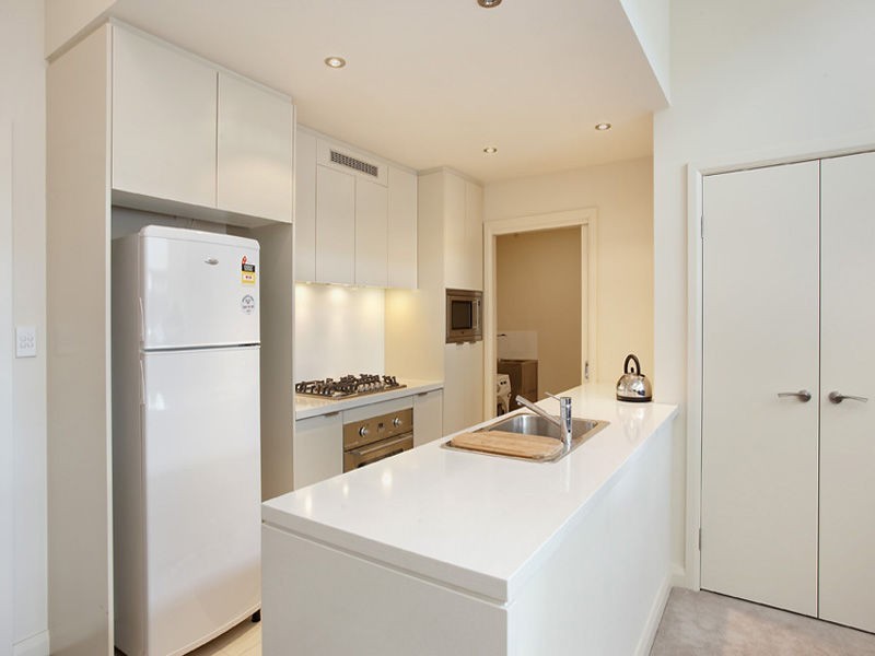 1 Timbrol Avenue, Rhodes NSW 2138