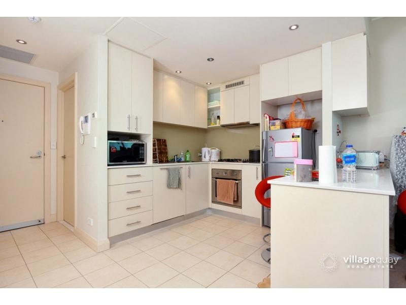 17/11 Bay Drive, Meadowbank NSW 2114