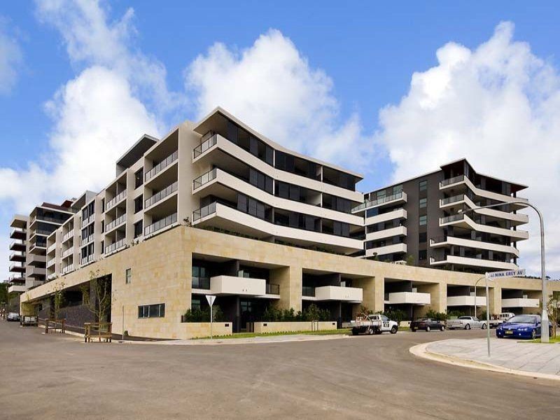 83 Shoreline Avenue, Rhodes NSW 2138