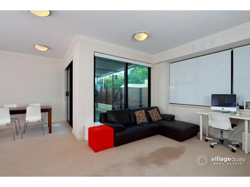 1/9 Bay Drive, Meadowbank NSW 2114