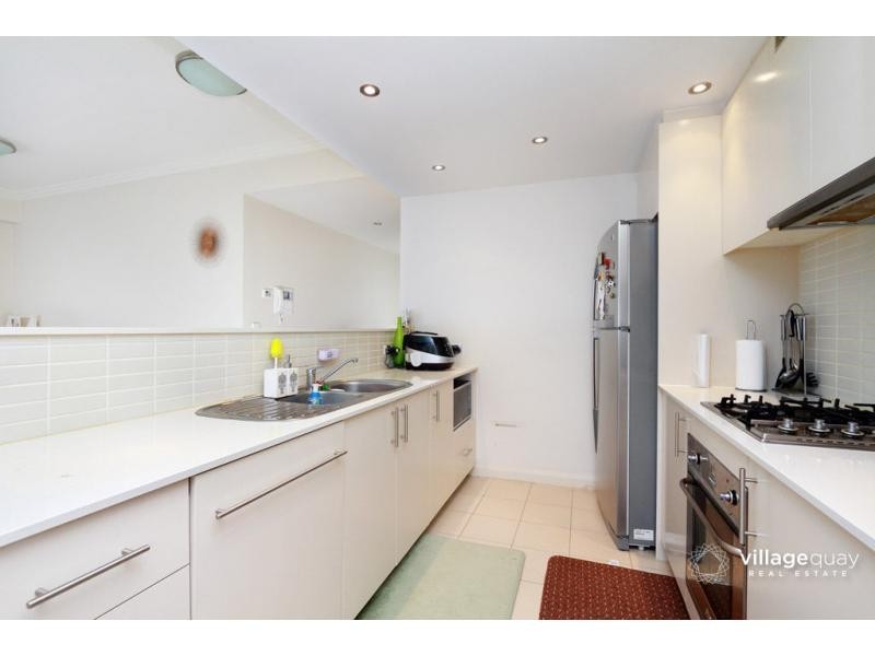 1/9 Bay Drive, Meadowbank NSW 2114