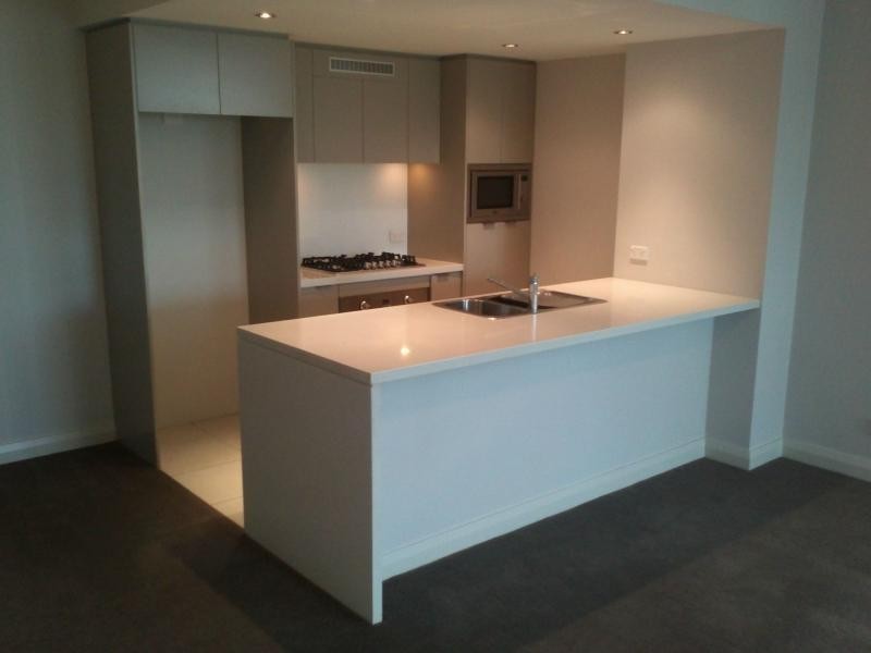 65 Shoreline Drive, Rhodes NSW 2138