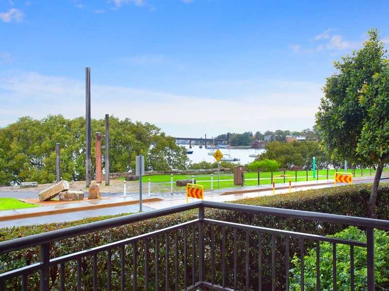 4/143 Bowden Street, Meadowbank NSW 2114