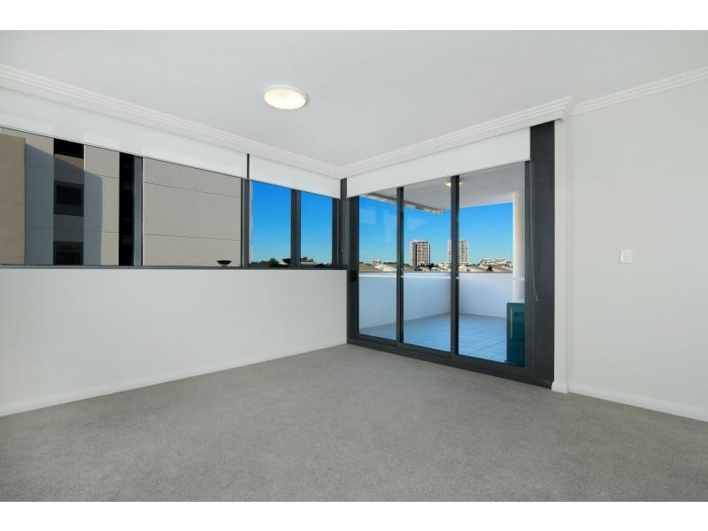 51 Hill Road, Wentworth Point NSW 2127