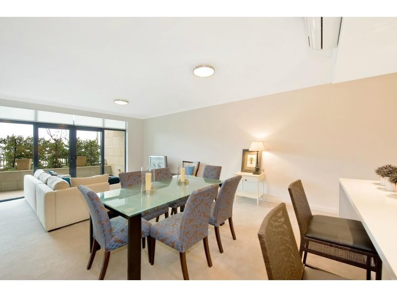 77 Shoreline Drive, Rhodes NSW 2138