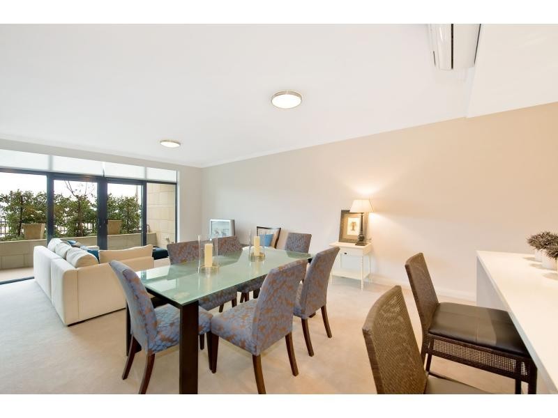 81 Shoreline Drive, Rhodes NSW 2138