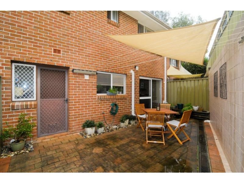 2/24 Upwey Street, Prospect NSW 2148