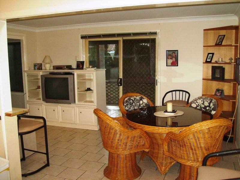 32 Davis Road, Marayong NSW 2148