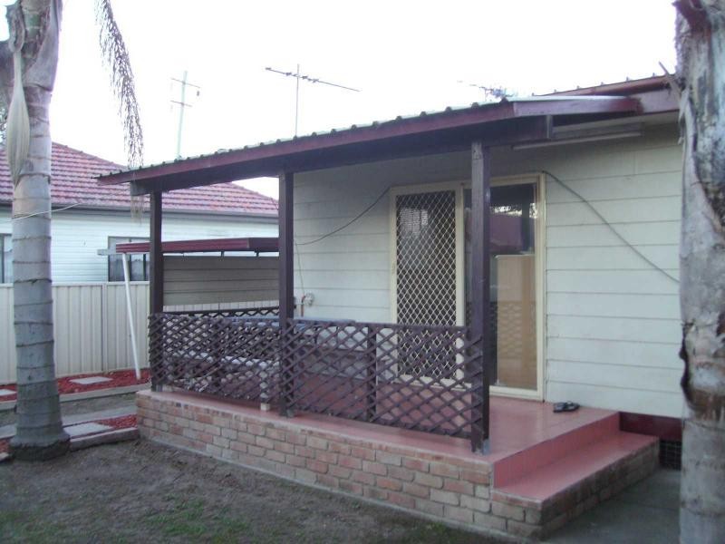 32 Davis Road, Marayong NSW 2148