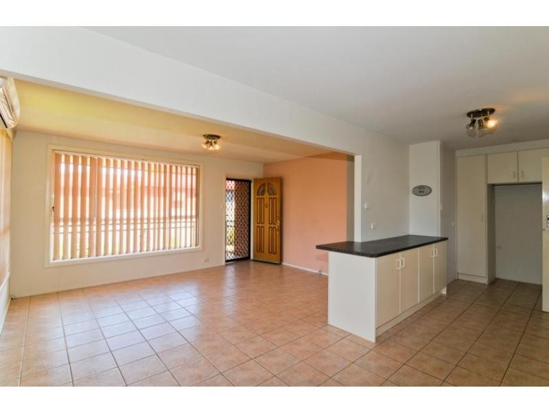 16 Carolyn Street, Greystanes NSW 2145