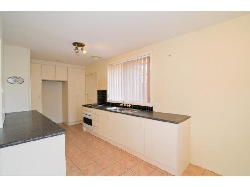 16 Carolyn Street, Greystanes NSW 2145